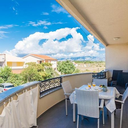 פריבלאקה Apartments Nella מראה חיצוני תמונה