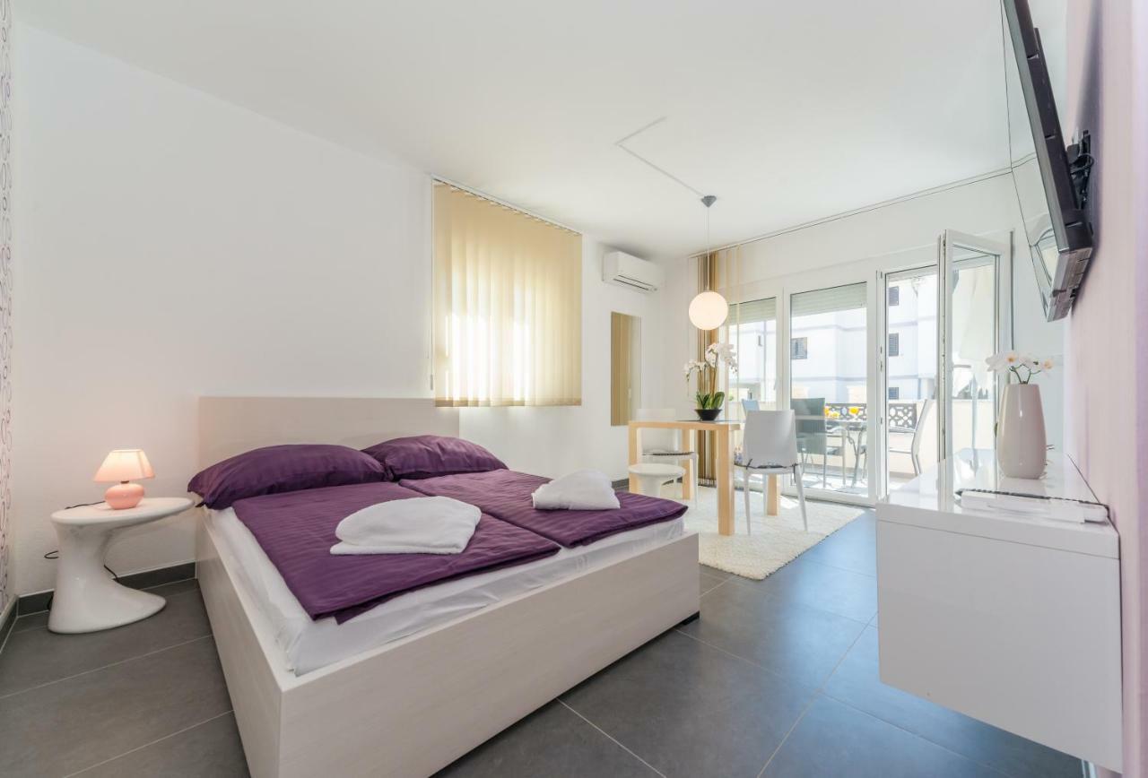 פריבלאקה Apartments Nella מראה חיצוני תמונה