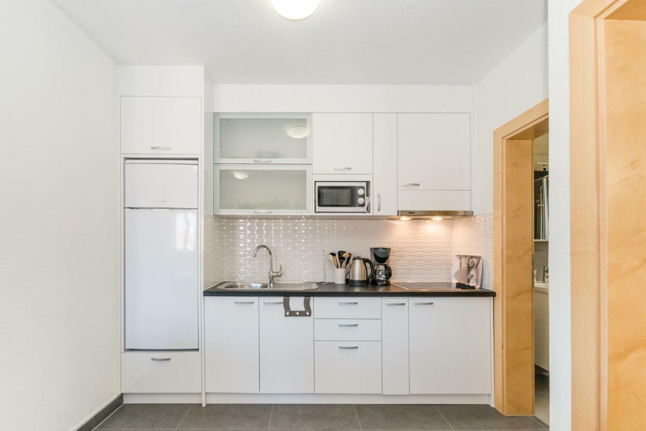 פריבלאקה Apartments Nella מראה חיצוני תמונה